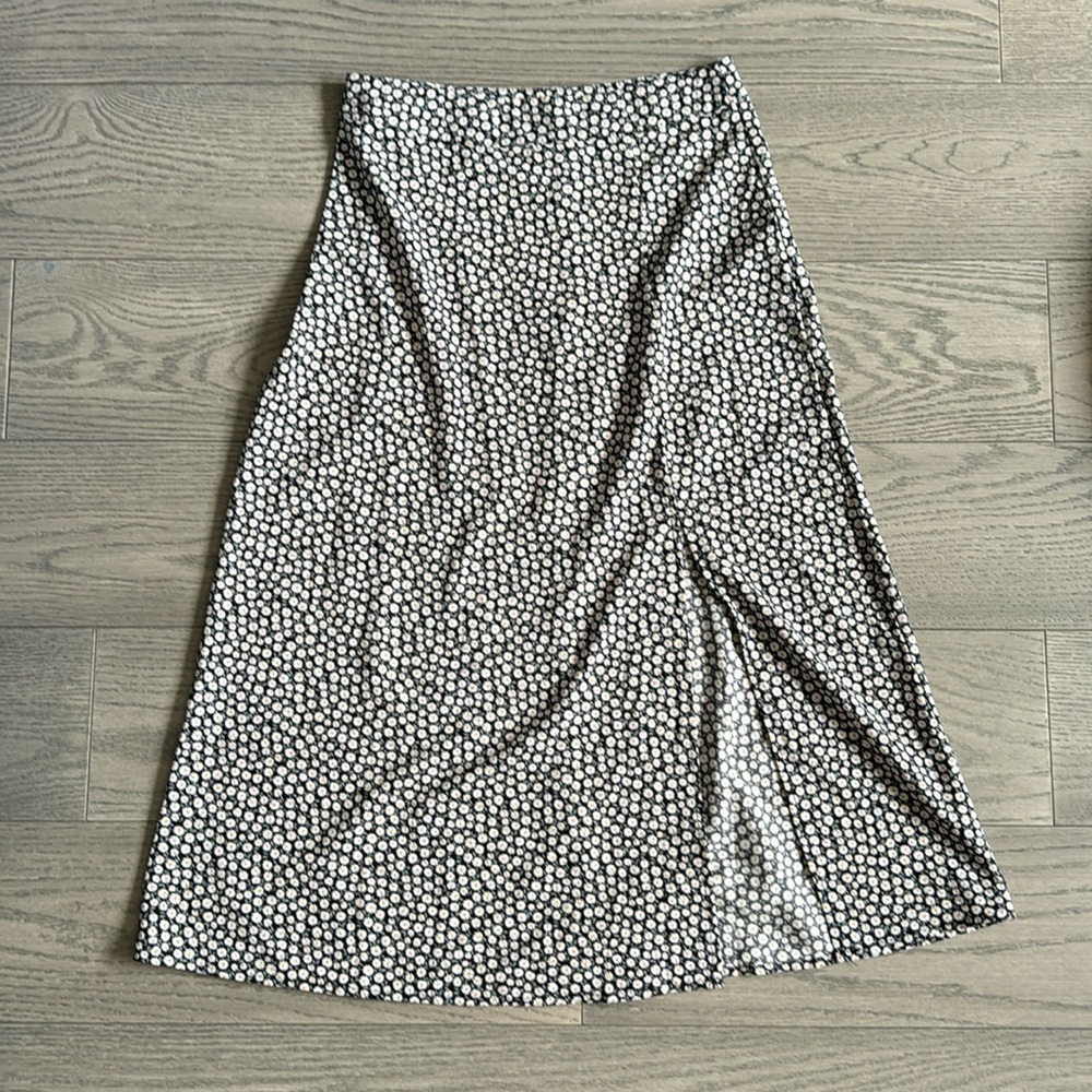 SHEIN A-line floral midi skirt size s / US 4